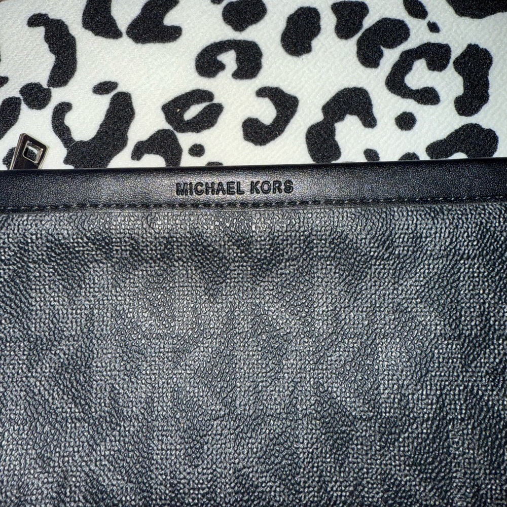 NEW DARLING MICHAEL KORS SMALL SHOULDER BAG 💣